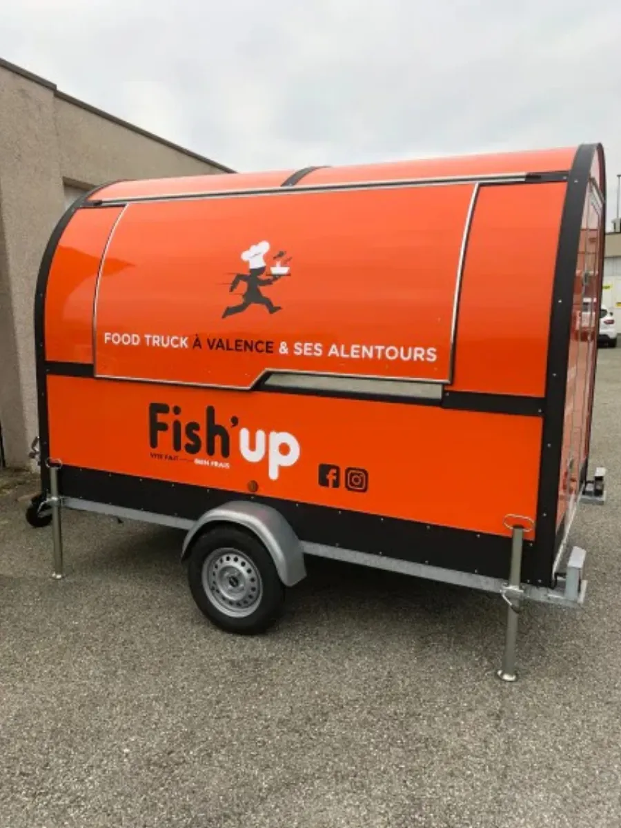 Food truck Fish'up à Valence, remorque JR Location