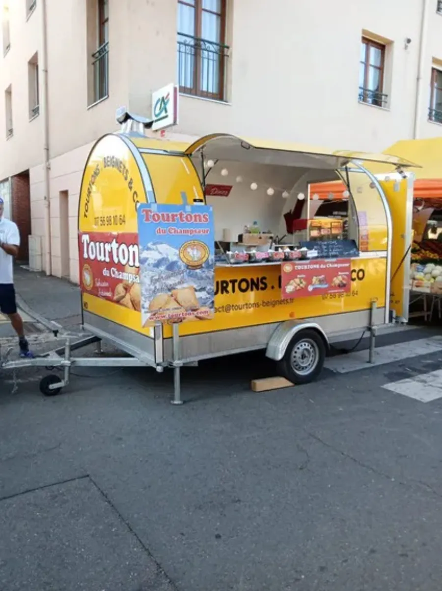 Tourton du Champsaur, food truck client en activité